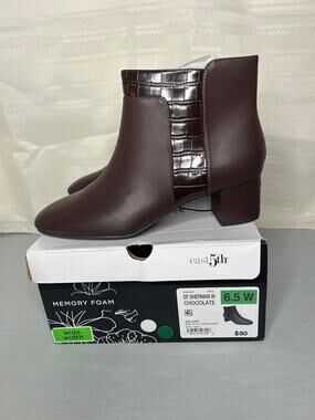 East 5th Sherman Chocolate Block Heel Bootie Size 6.5 W Croc Faux Leather  New